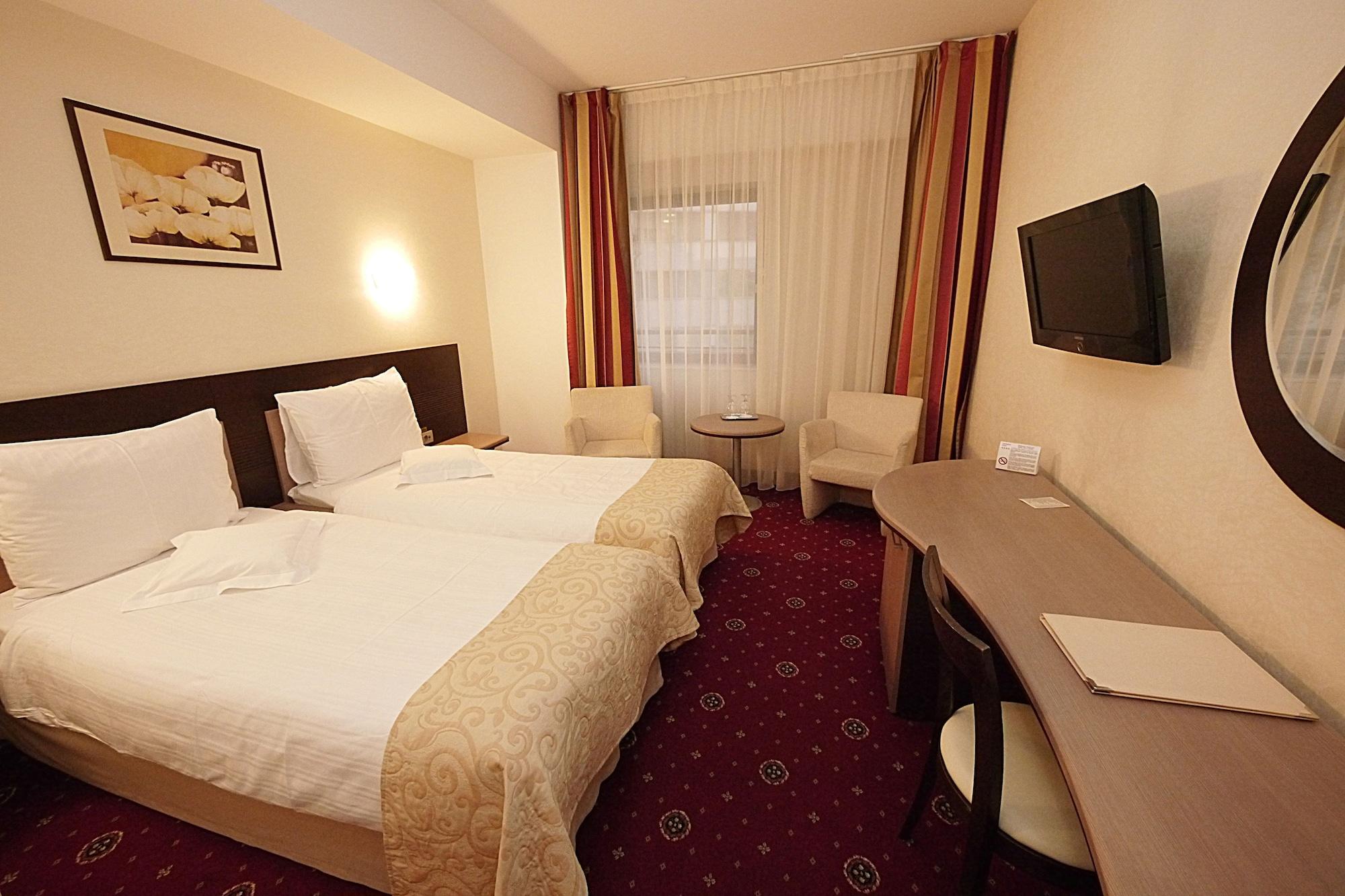 Hotel Berthelot Bucarest Esterno foto