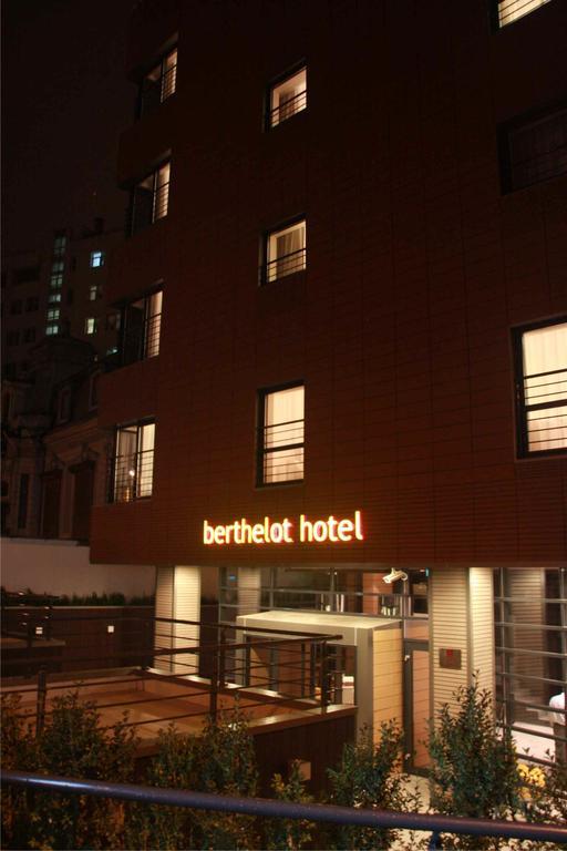 Hotel Berthelot Bucarest Esterno foto